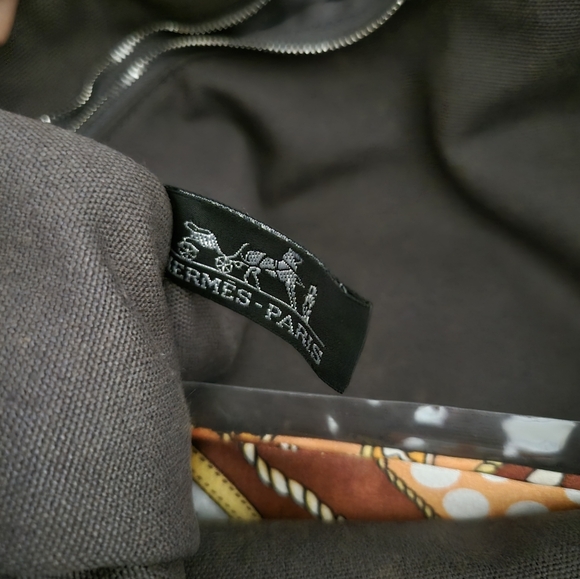 HERMÈS FOURRE TOUT MM HANDBAG/TOTE GREY/ORANGE/CREAM CANVAS W/PALLADIUM HRDWR - Picture 15 of 16